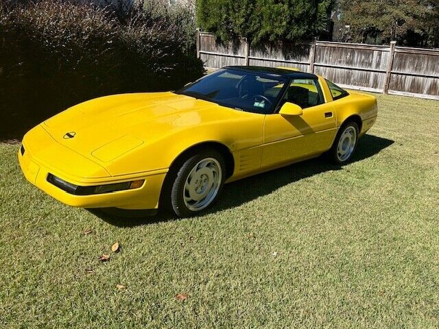 Chevrolet-Corvette-Coupe-1991-4