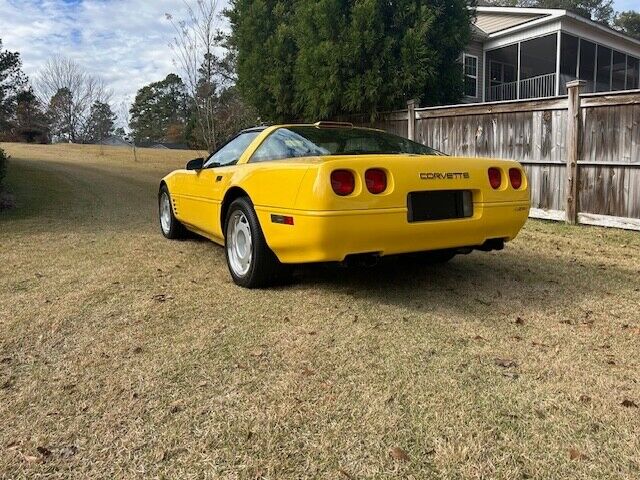 Chevrolet-Corvette-Coupe-1991-8