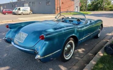 Chevrolet-Corvette-convertible-1953