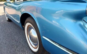 Chevrolet-Corvette-convertible-1953-4