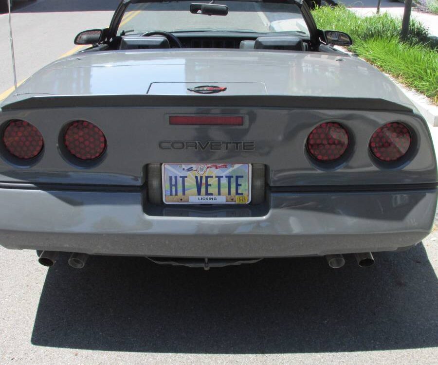 Chevrolet-Corvette-convertible-1987-2