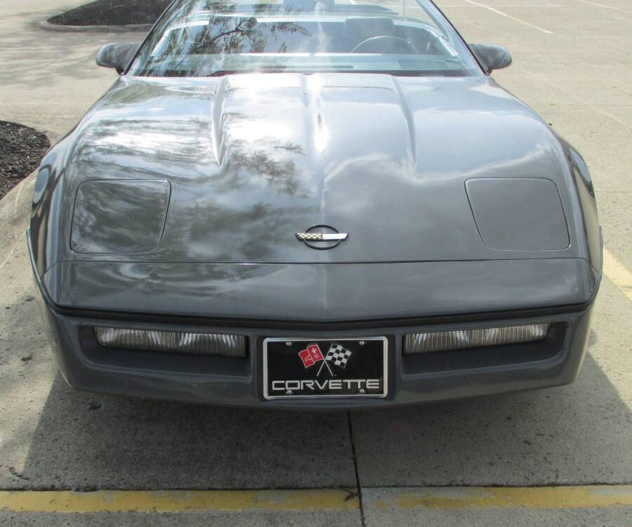 Chevrolet-Corvette-convertible-1987-5