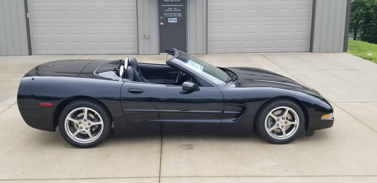 Chevrolet-Corvette-convertible-1993-13