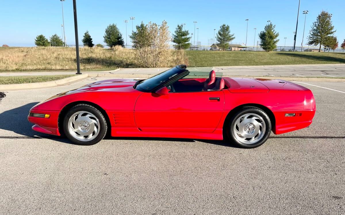 Chevrolet-Corvette-convertible-1994-3