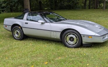 Chevrolet-Corvette-coupe-1985-5