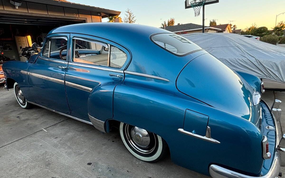 Chevrolet-Fleetline-1951-3