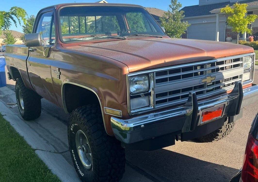 Chevrolet-K10-1987-3