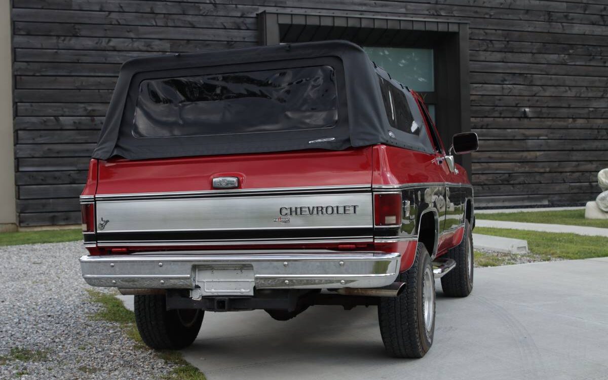 Chevrolet-K5-blazer-1980-17