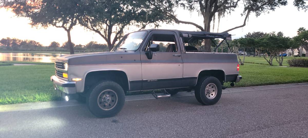 Chevrolet-K5-blazer-1990-15