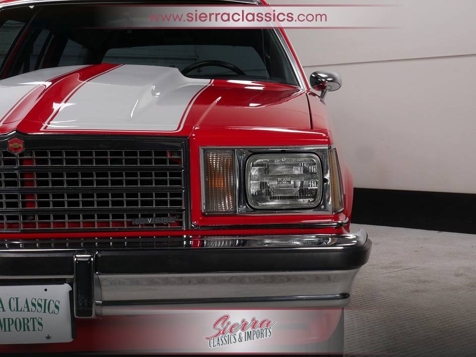 Chevrolet-Malibu-classic-wagon-1979-4