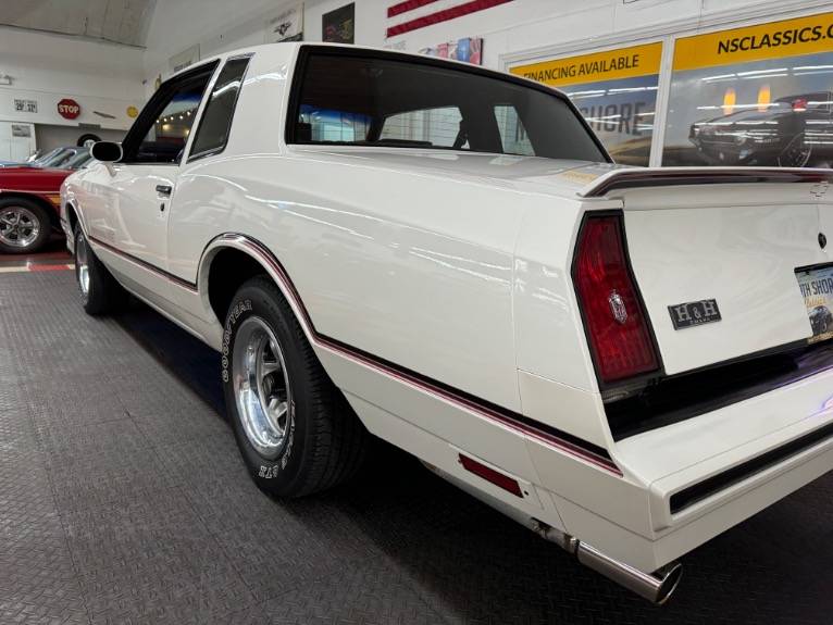 Chevrolet-Monte-carlo-ss-1985-9