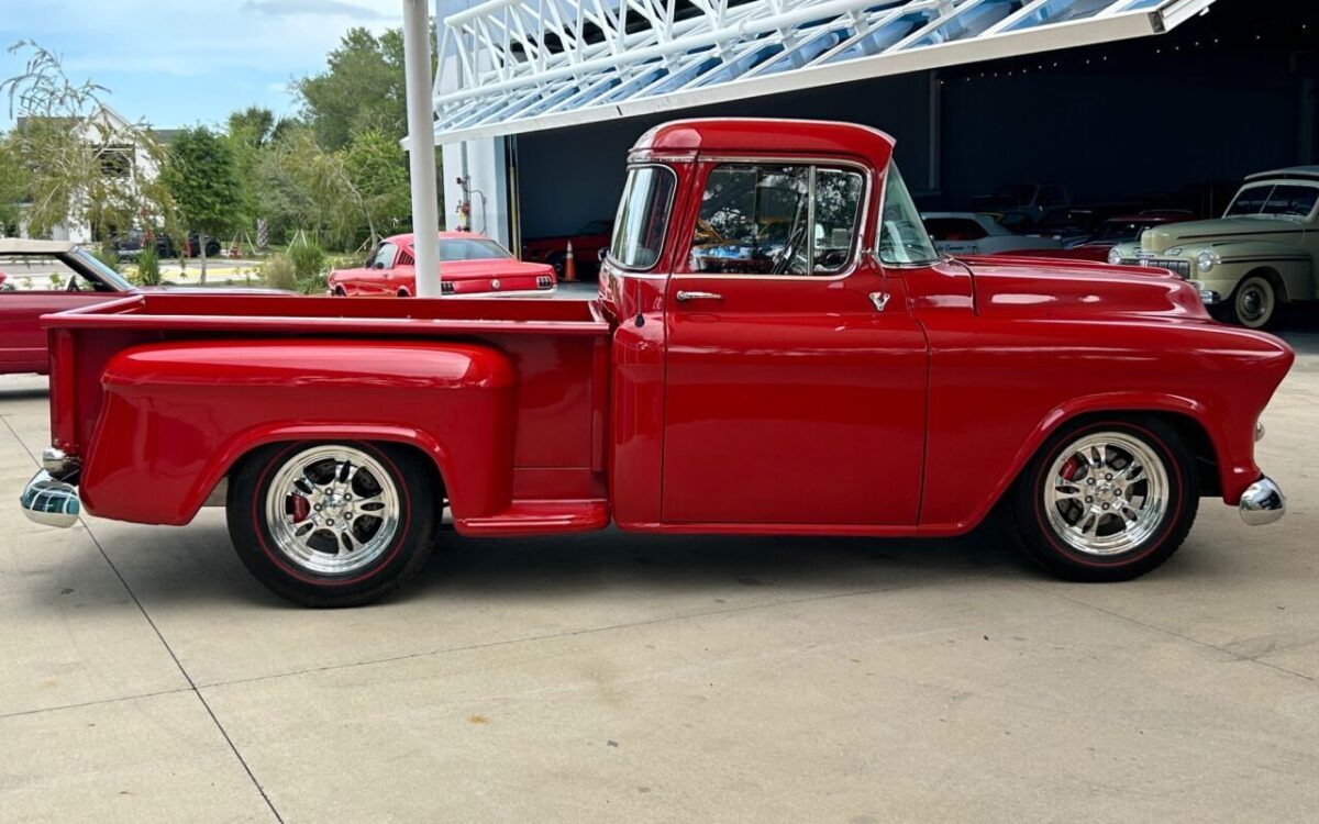 Chevrolet-Other-Pickups-Pickup-1956-3