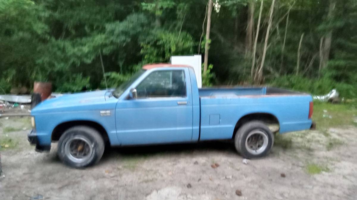 Chevrolet-S10-pickup-1986-3