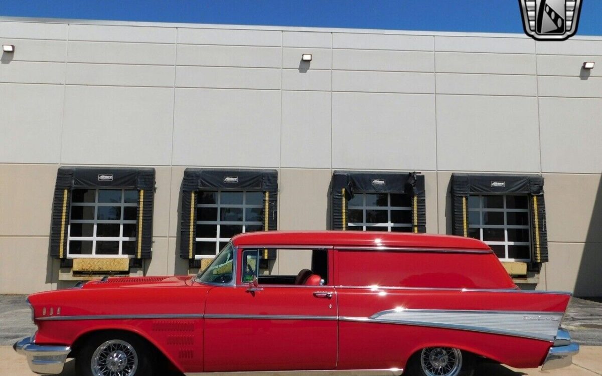 Chevrolet-Sedan-Delivery-1957-6