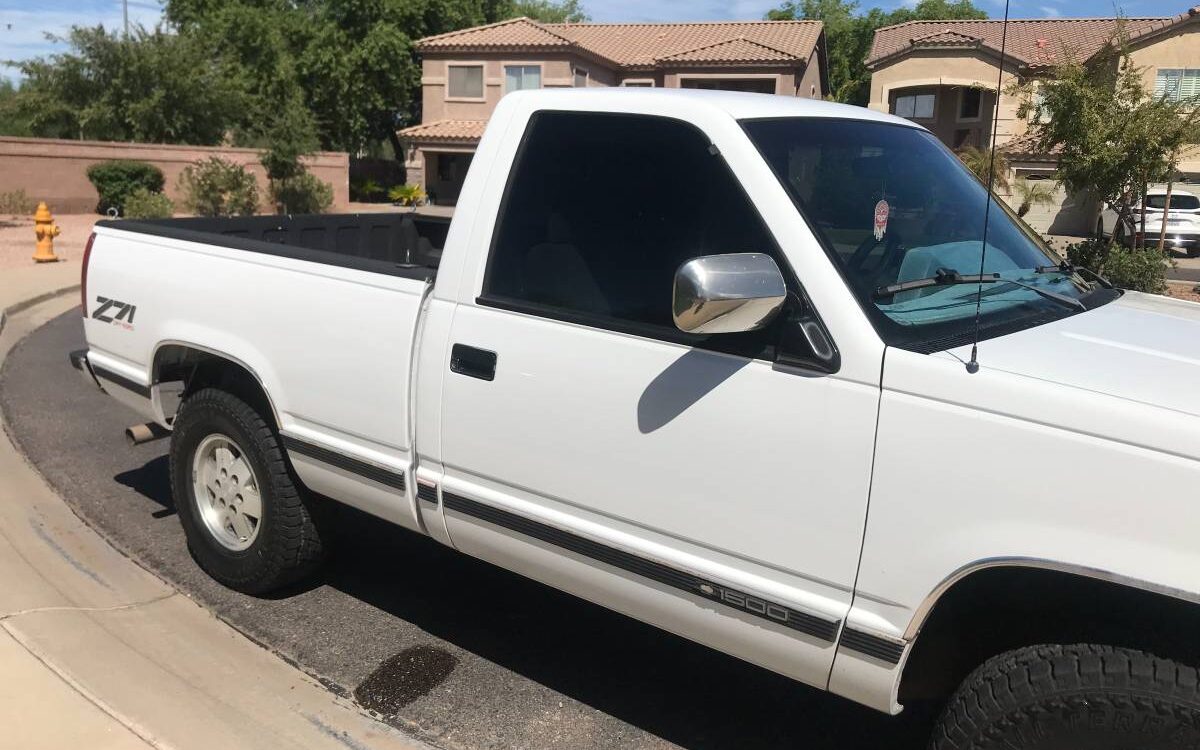 Chevrolet-Silverado-1500-z71-1989-4