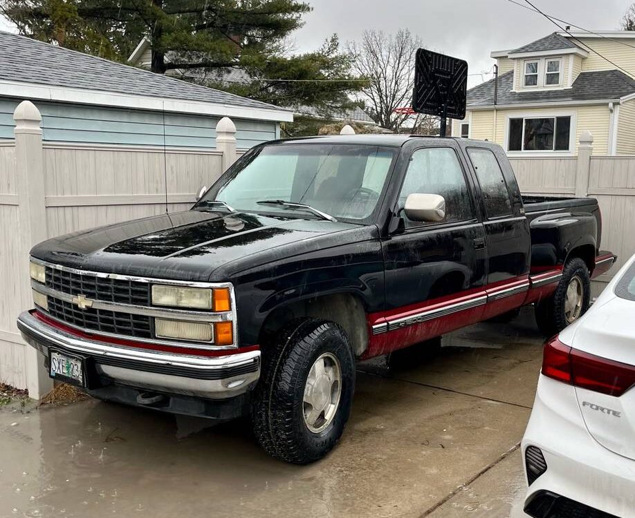 Chevrolet-Silverado-1992