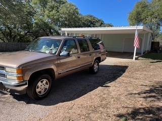 Chevrolet-Suburban-1994-2