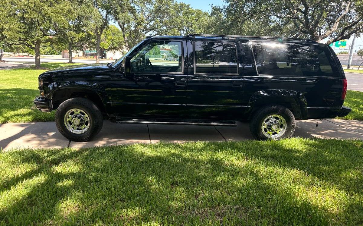 Chevrolet-Suburban-diesel-1994-6