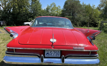 Chrysler-300-Series-Coupe-1961-4