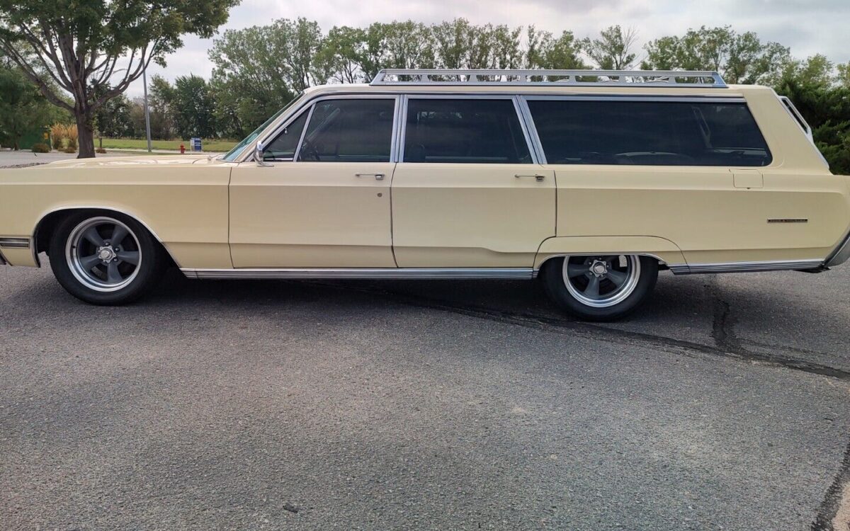 Chrysler-Station-Wagon-Break-1967-7