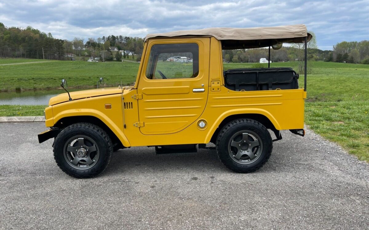 Daihatsu-TAFT-Cabriolet-1979-13