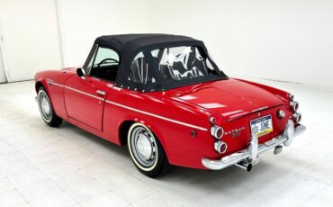 Datsun-2000-Cabriolet-1968-4