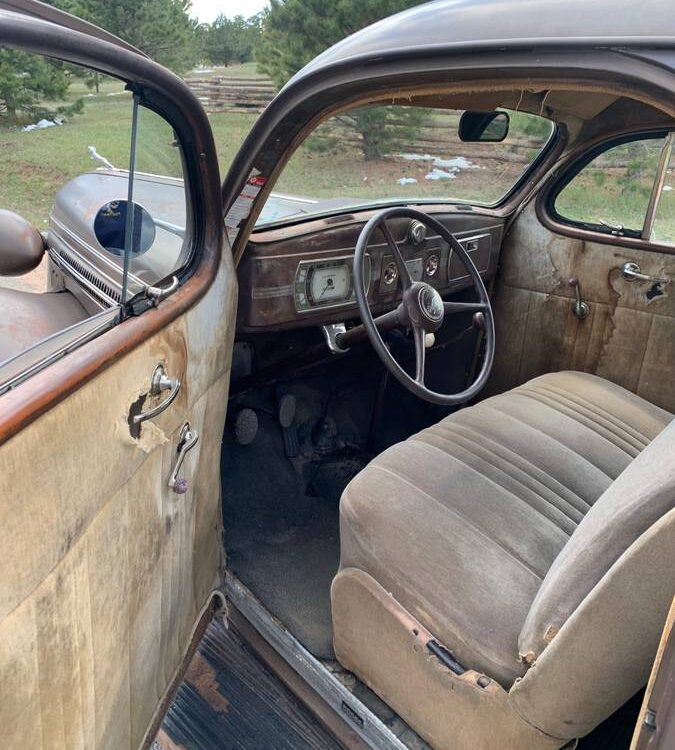 Dodge-Coupe-1937-12