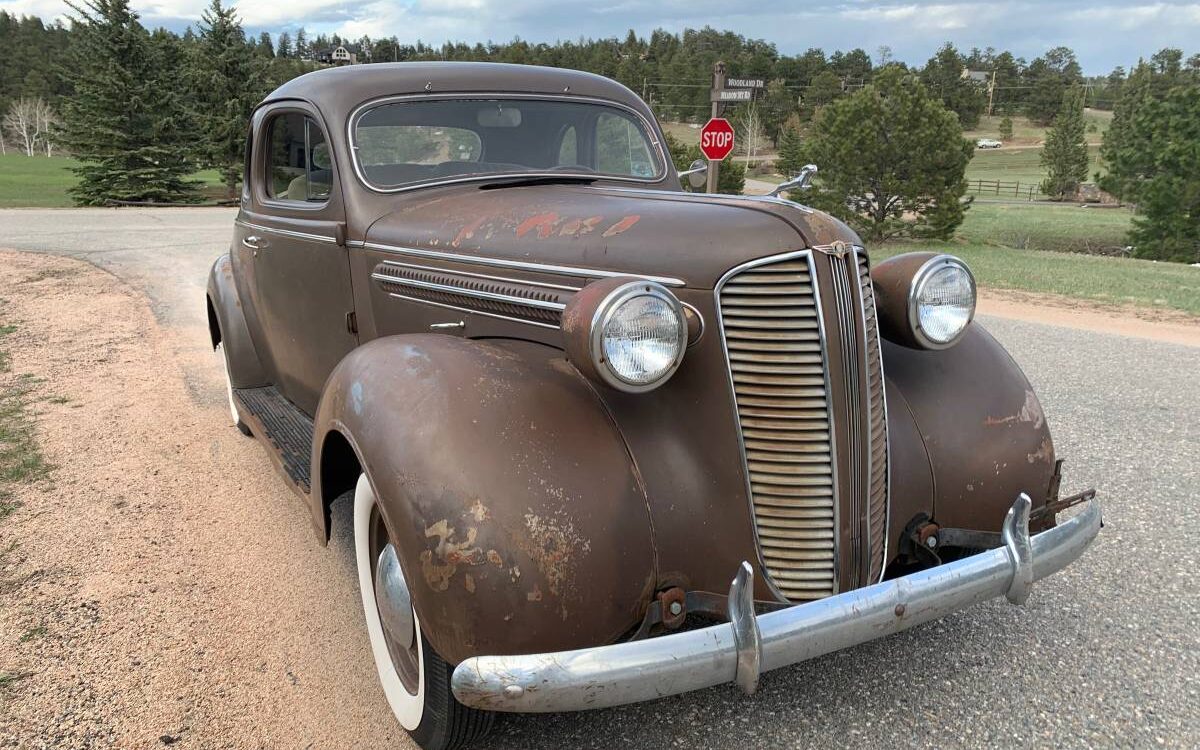 Dodge-Coupe-1937-20