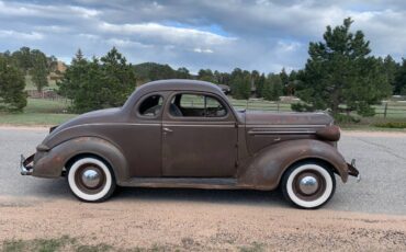 Dodge-Coupe-1937