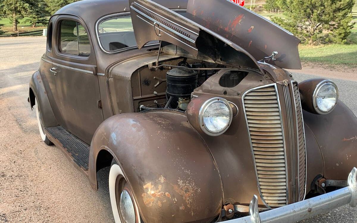 Dodge-Coupe-1937-8