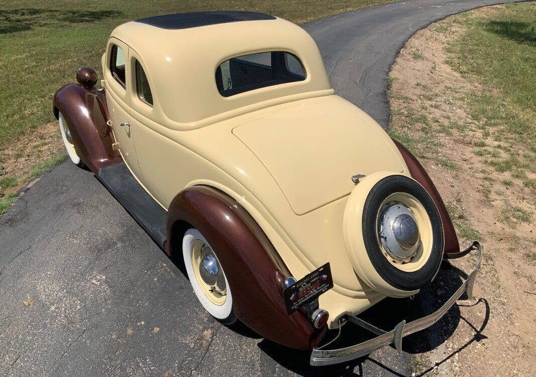 Ford-5-Window-Coupe-Coupe-1936-2