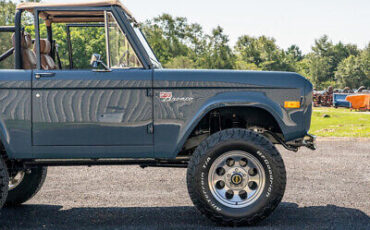 Ford-Bronco-1971-10