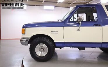 Ford-Bronco-Custom-1990-6