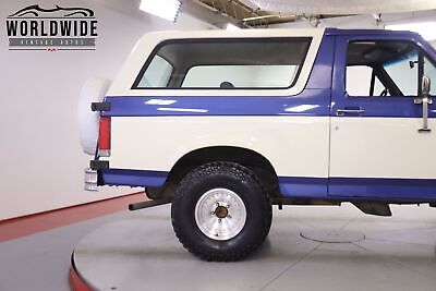 Ford-Bronco-Custom-1990-8