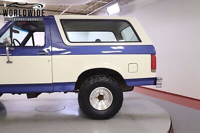 Ford-Bronco-Custom-1990-9