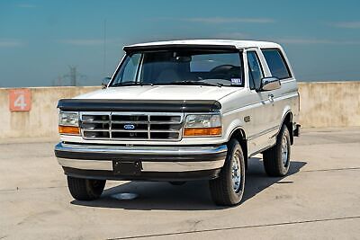 Ford-Bronco-SUV-1994-2