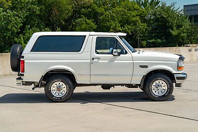 Ford-Bronco-SUV-1994-4