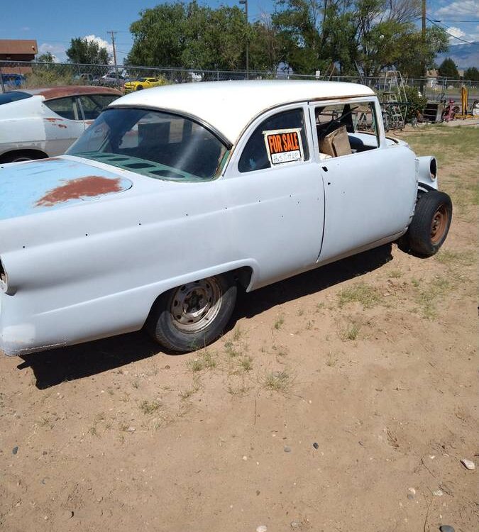 Ford-Custom-line-two-door-sedan-1956-2