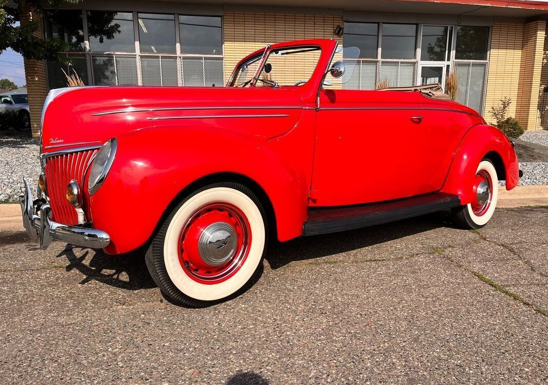 Ford-Deluxe-Convertible-1939-11