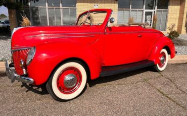 Ford-Deluxe-Convertible-1939-12