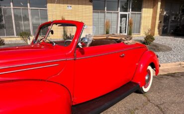 Ford-Deluxe-Convertible-1939-14