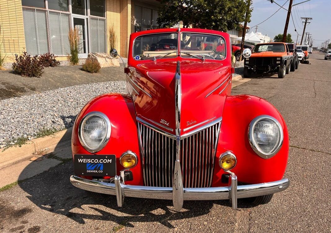 Ford-Deluxe-Convertible-1939-15