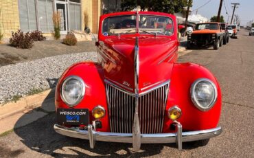 Ford-Deluxe-Convertible-1939-15