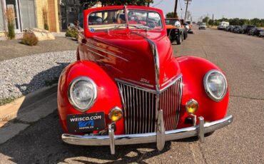 Ford-Deluxe-Convertible-1939-18