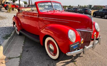 Ford-Deluxe-Convertible-1939-26