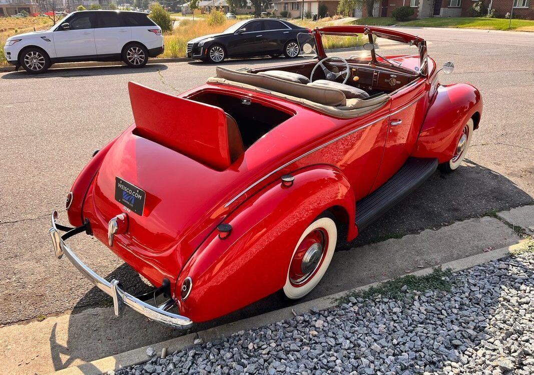 Ford-Deluxe-Convertible-1939-27