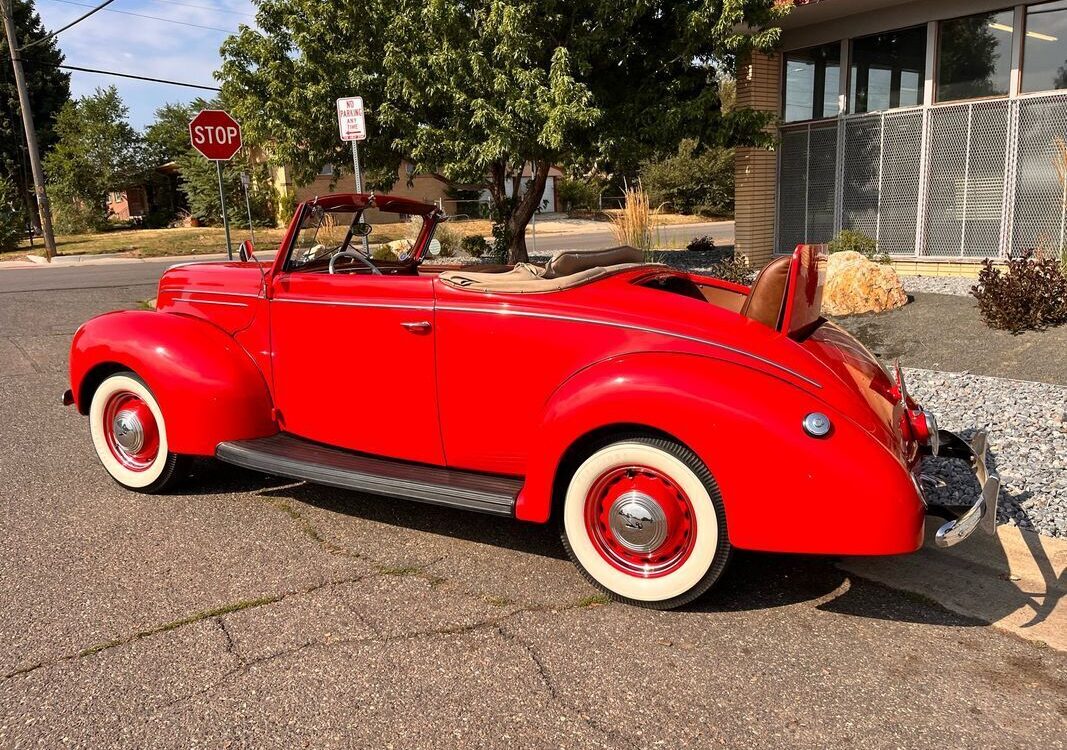 Ford-Deluxe-Convertible-1939-29