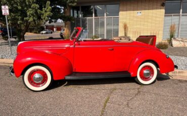 Ford-Deluxe-Convertible-1939-32