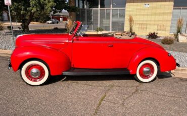 Ford-Deluxe-Convertible-1939-9