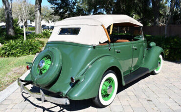 Ford-Deluxe-Phaeton-Cabriolet-1935-3